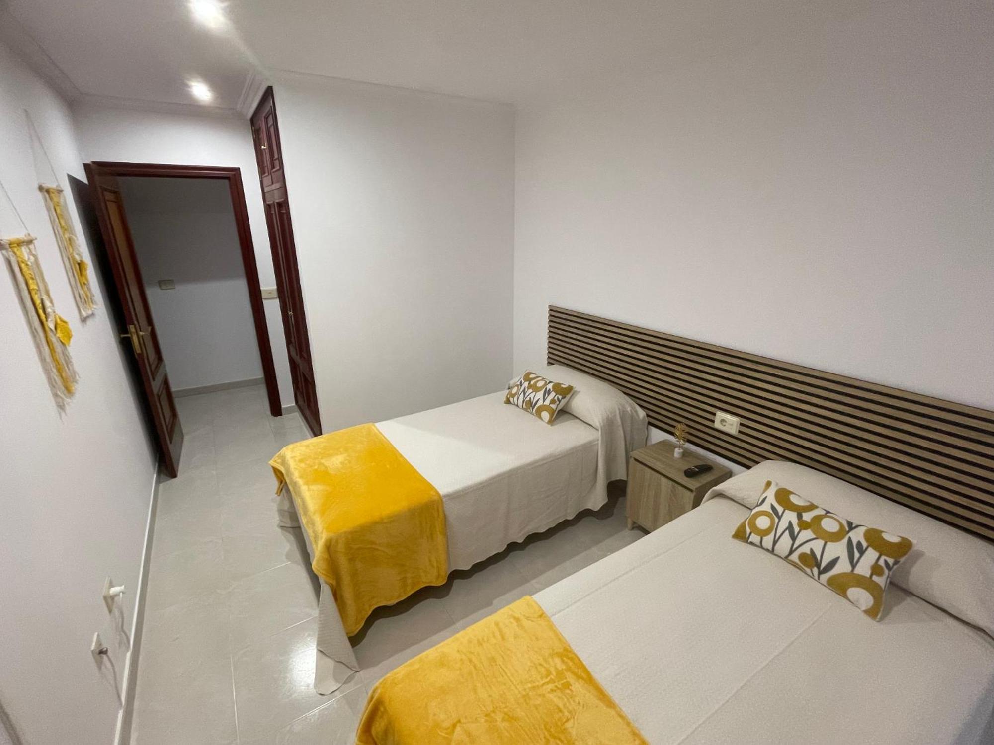 Apartamentos Demar Luis Casais O Grove Exterior foto