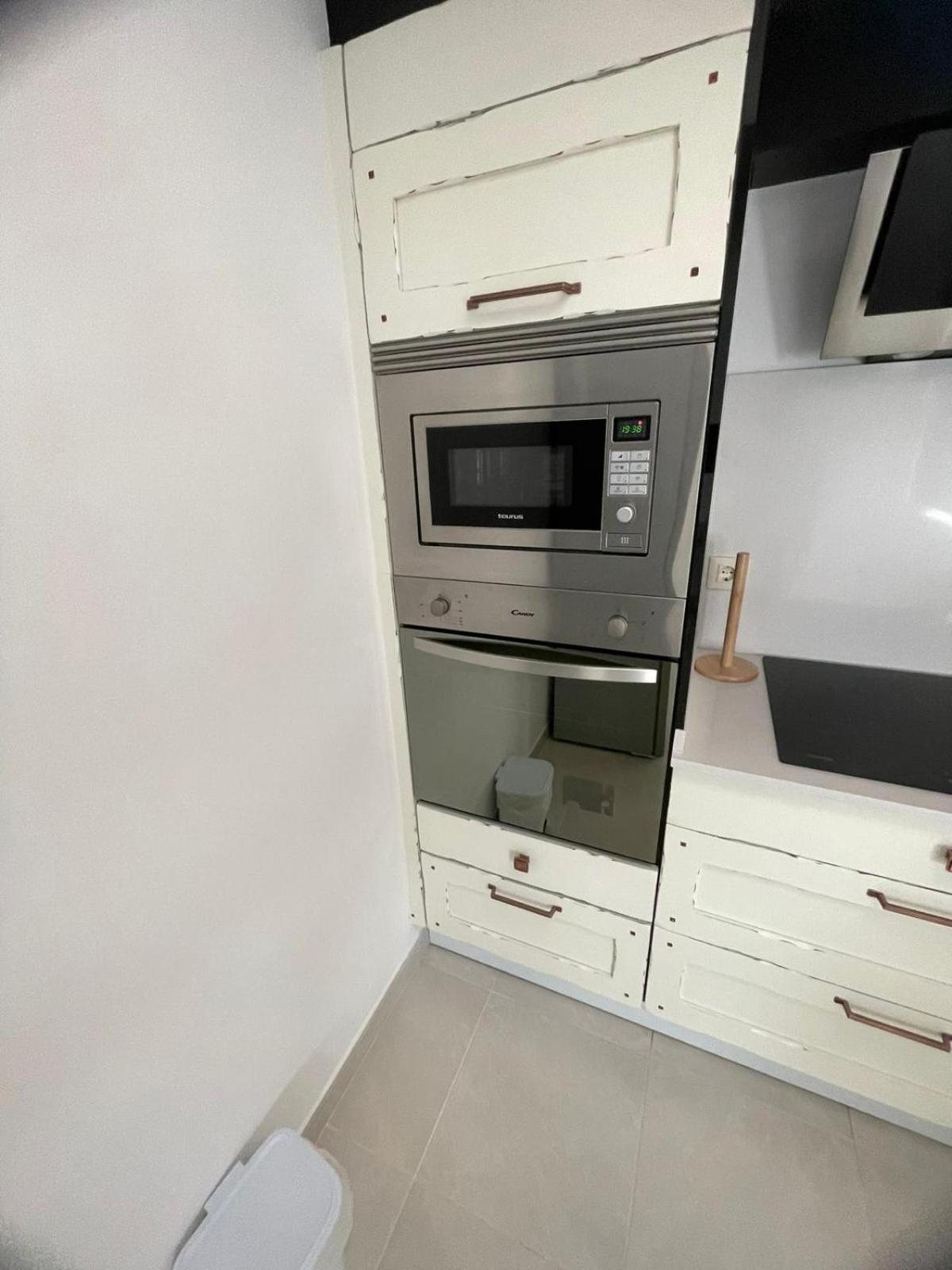 Apartamentos Demar Luis Casais O Grove Quarto foto